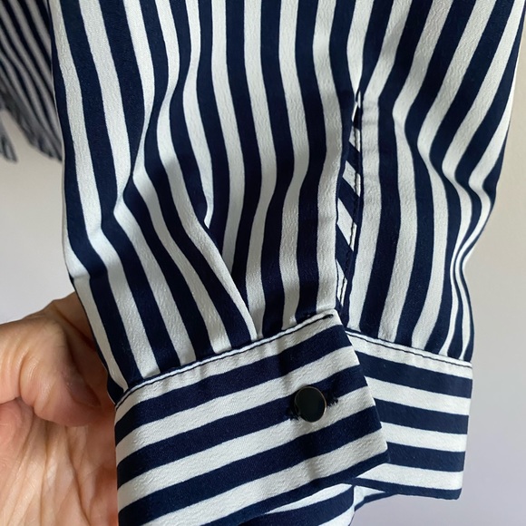 LAST CALL‼️‼️ Zara Blouse - Picture 4 of 4
